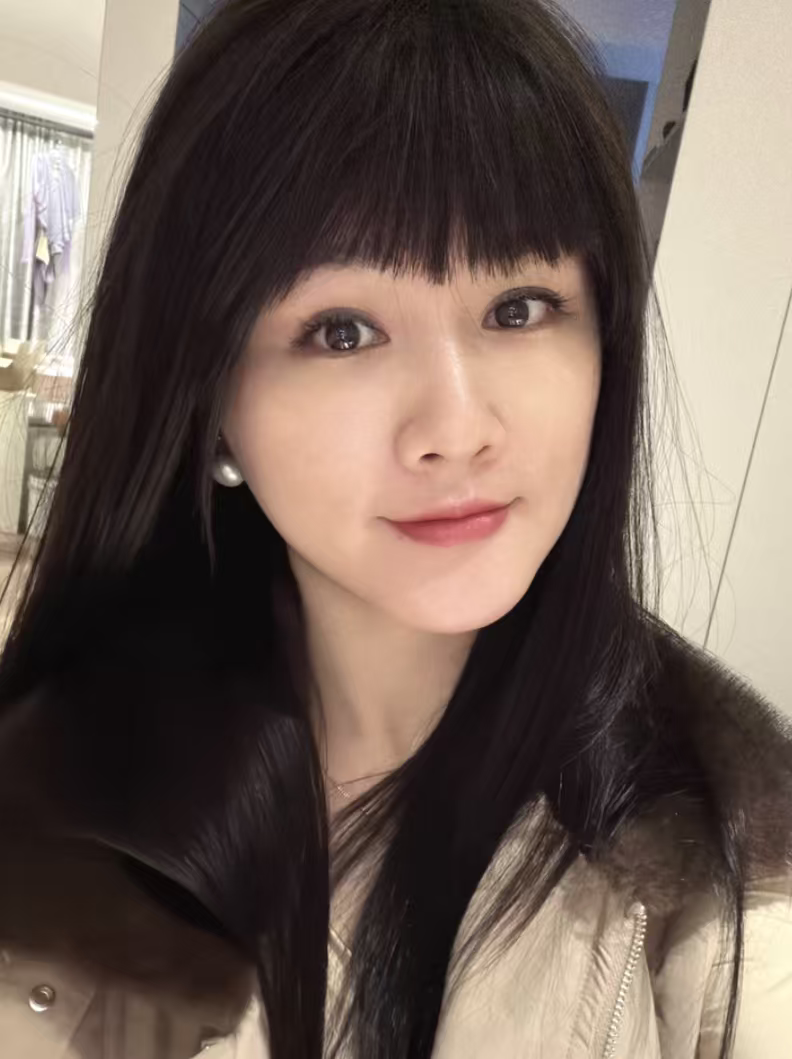 真我黑长直漫画齐刘海假发套 全真发整顶设计 自然隐形无痕贴合 长发飘逸顺滑