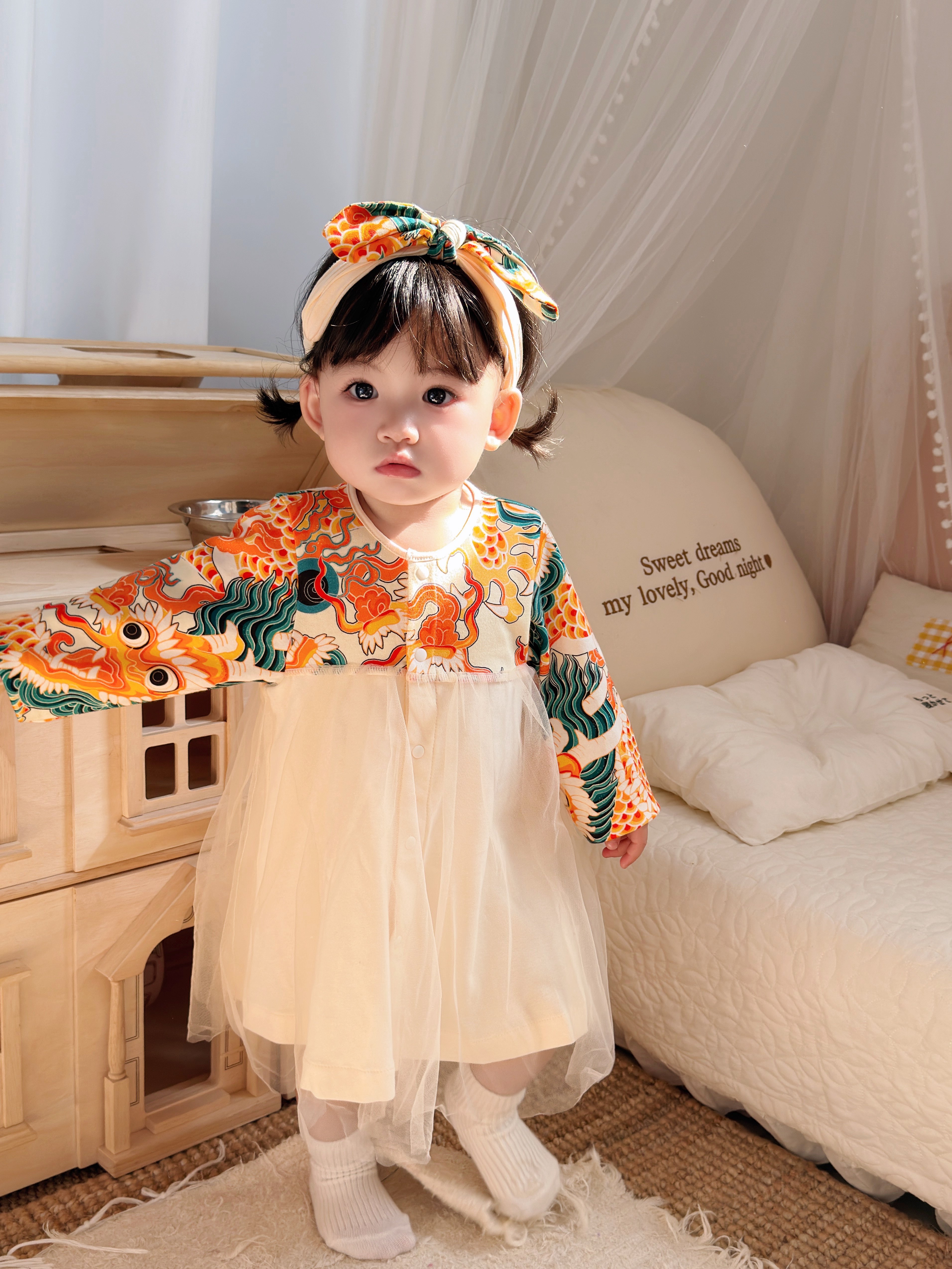 Customer photo for Light yellow leaf headband set; 80cm