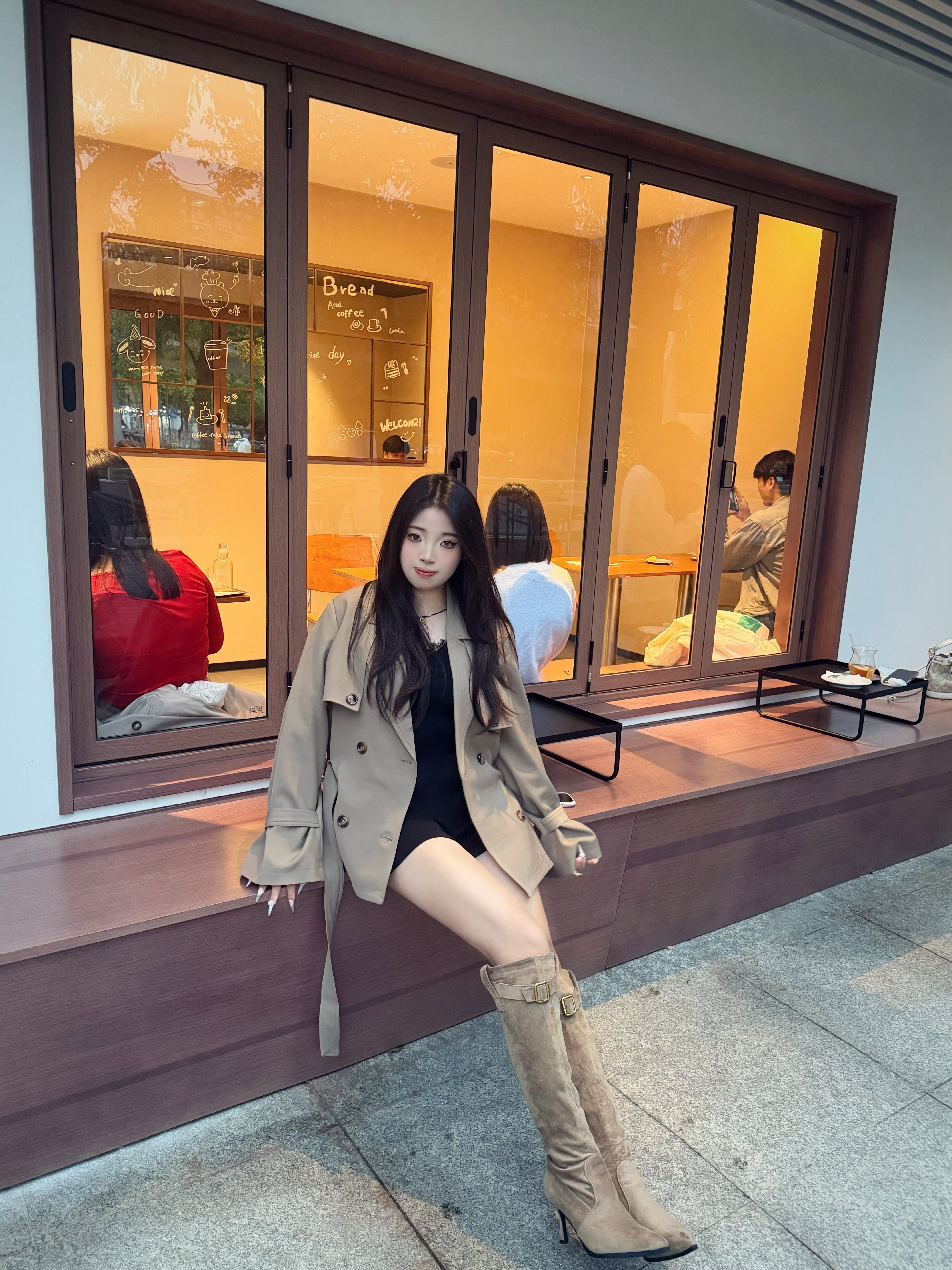 骄屿女鞋真皮尖头细跟显瘦长靴：堆堆褶皱的又甜又飒美学