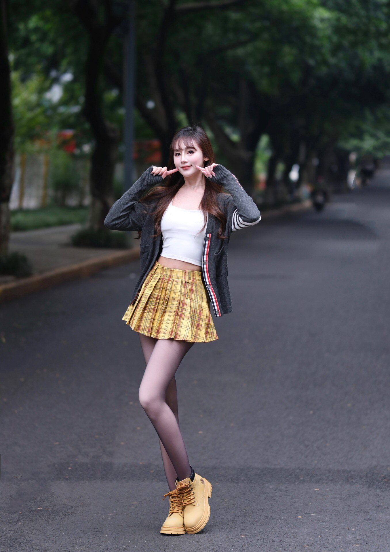 小野和子冬季黑丝光腿神器 加绒双层设计保暖不臃肿 替换装方便实用