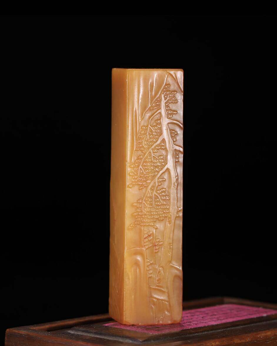 田黄薄意雕刻印章梅竹双清寿山石雕福建原石艺术摆件办公室文创装饰