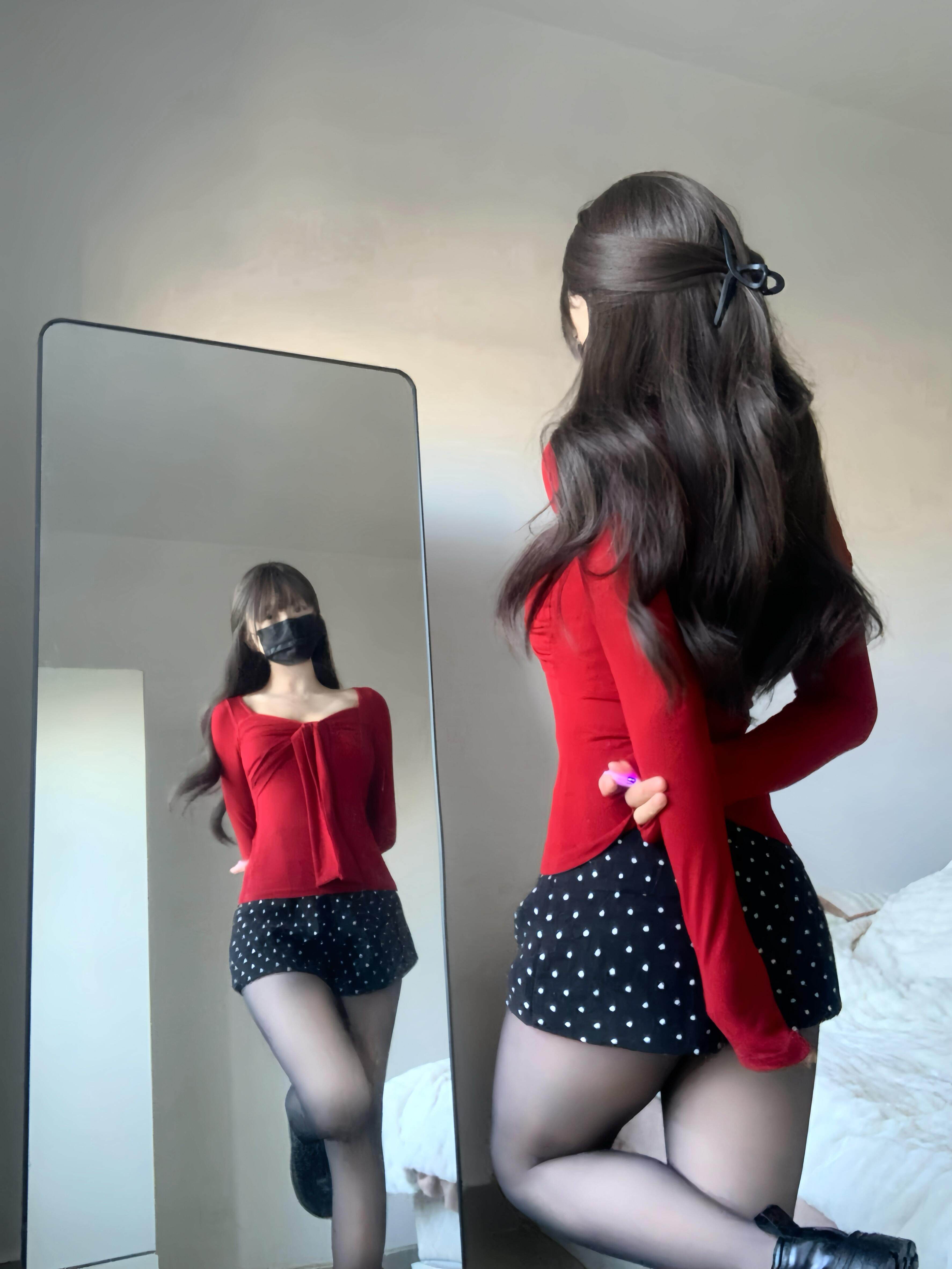 小野和子冬季黑丝光腿神器 加绒双层设计保暖不臃肿 替换装方便实用