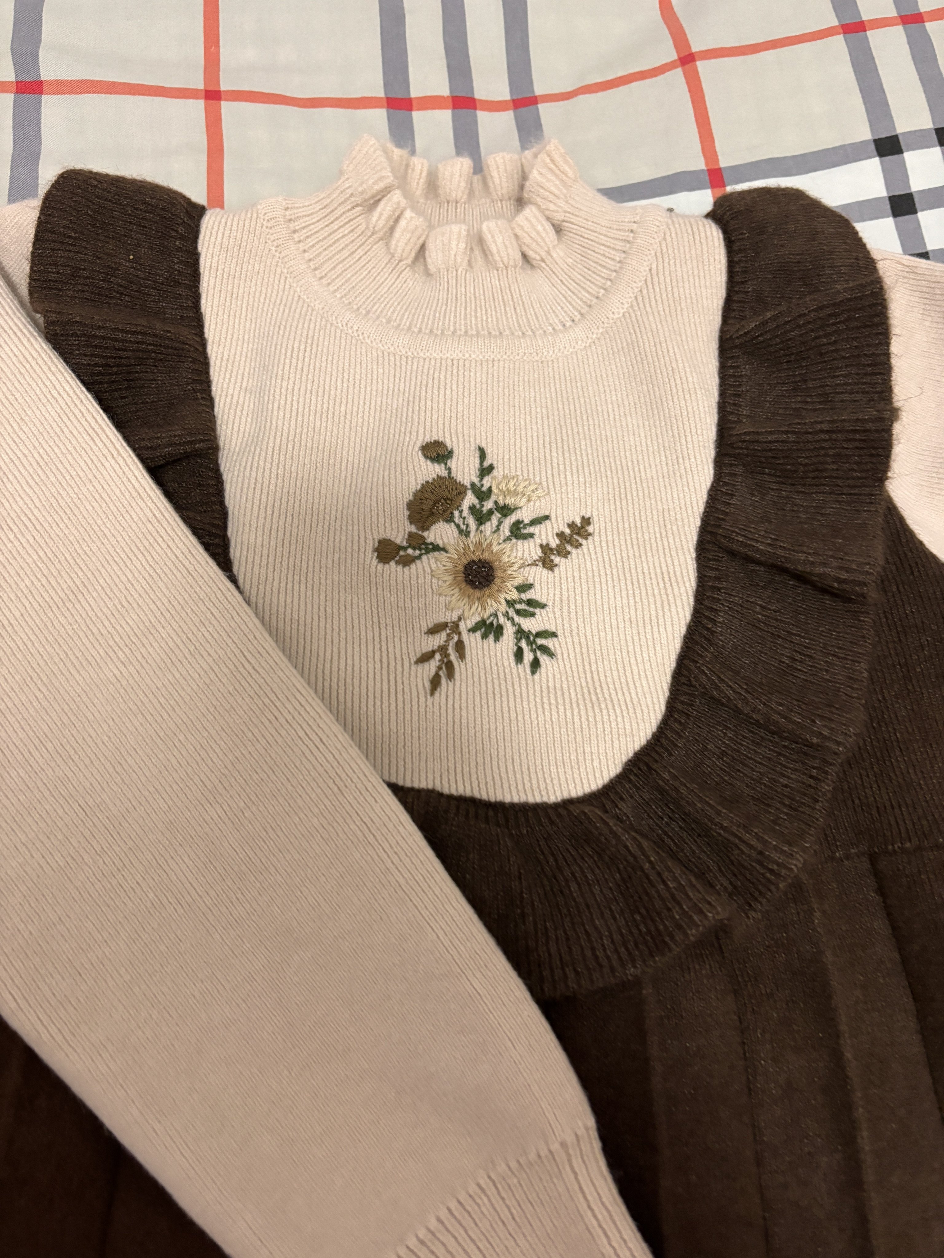 Customer photo for Coffee Brown, 150cm