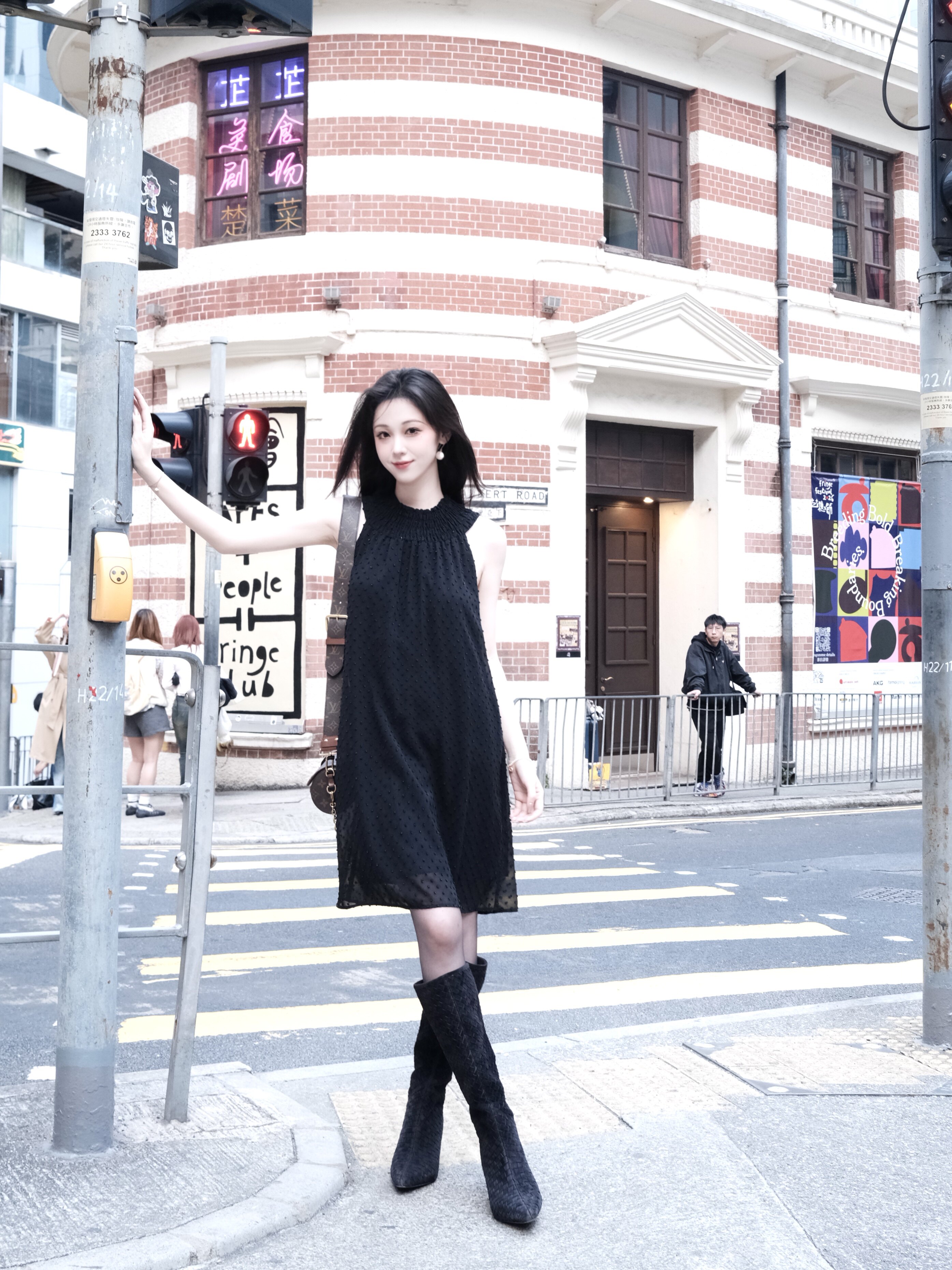 Le' Murmure冬季时尚羊反绒长筒靴堆堆设计慵懒随性 高跟拉长腿部比例