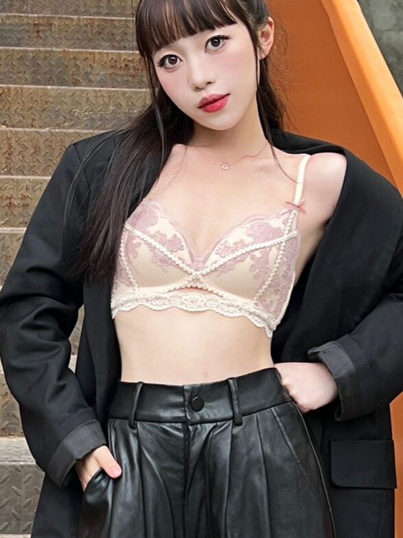 宝诗嫣法式小胸轻聚拢内衣 薄款白色蕾丝文胸 无钢圈舒适不勒 性感套装成套搭配