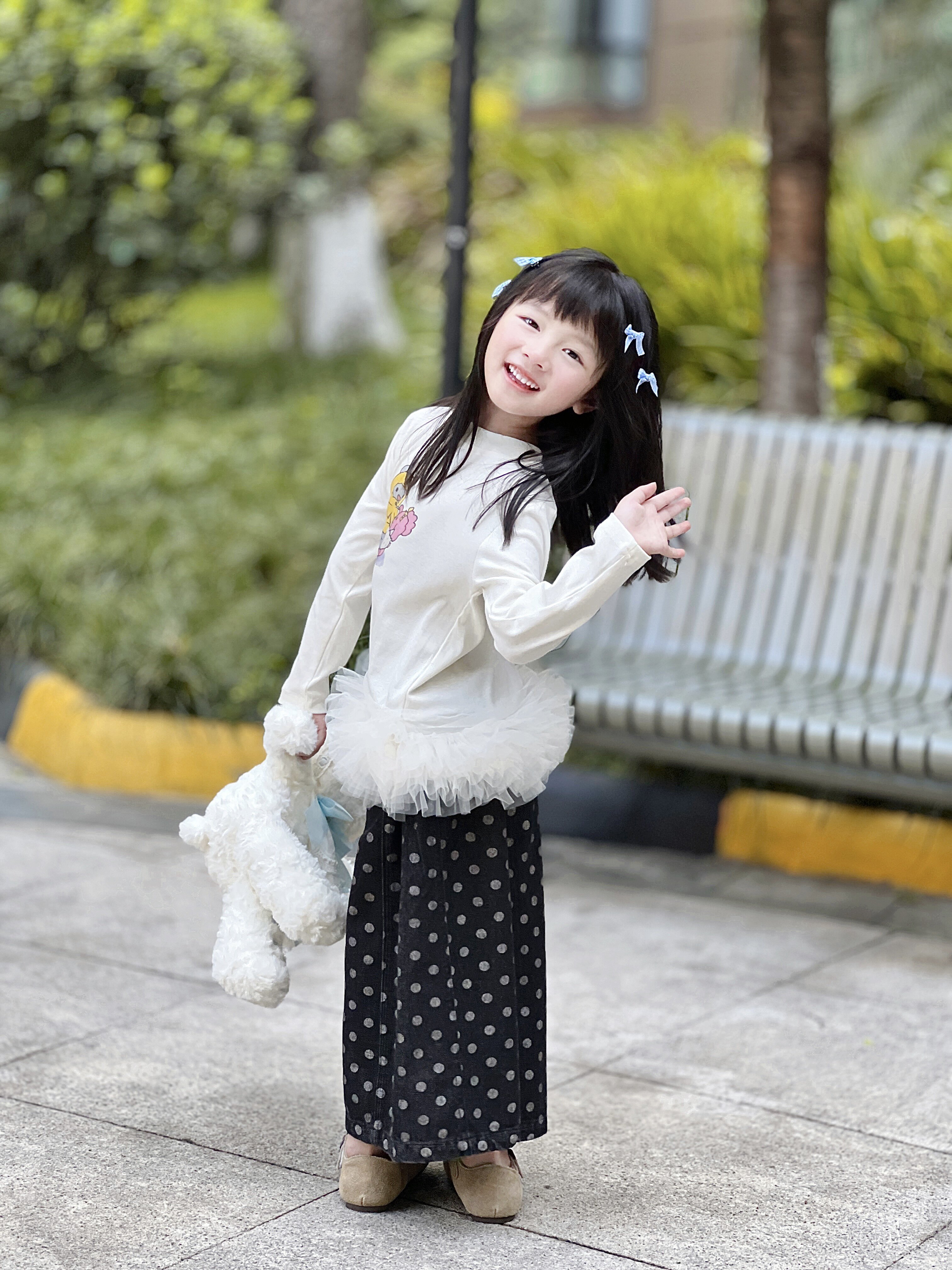 Customer photo for White Mesh-Splice Tee, 110cm