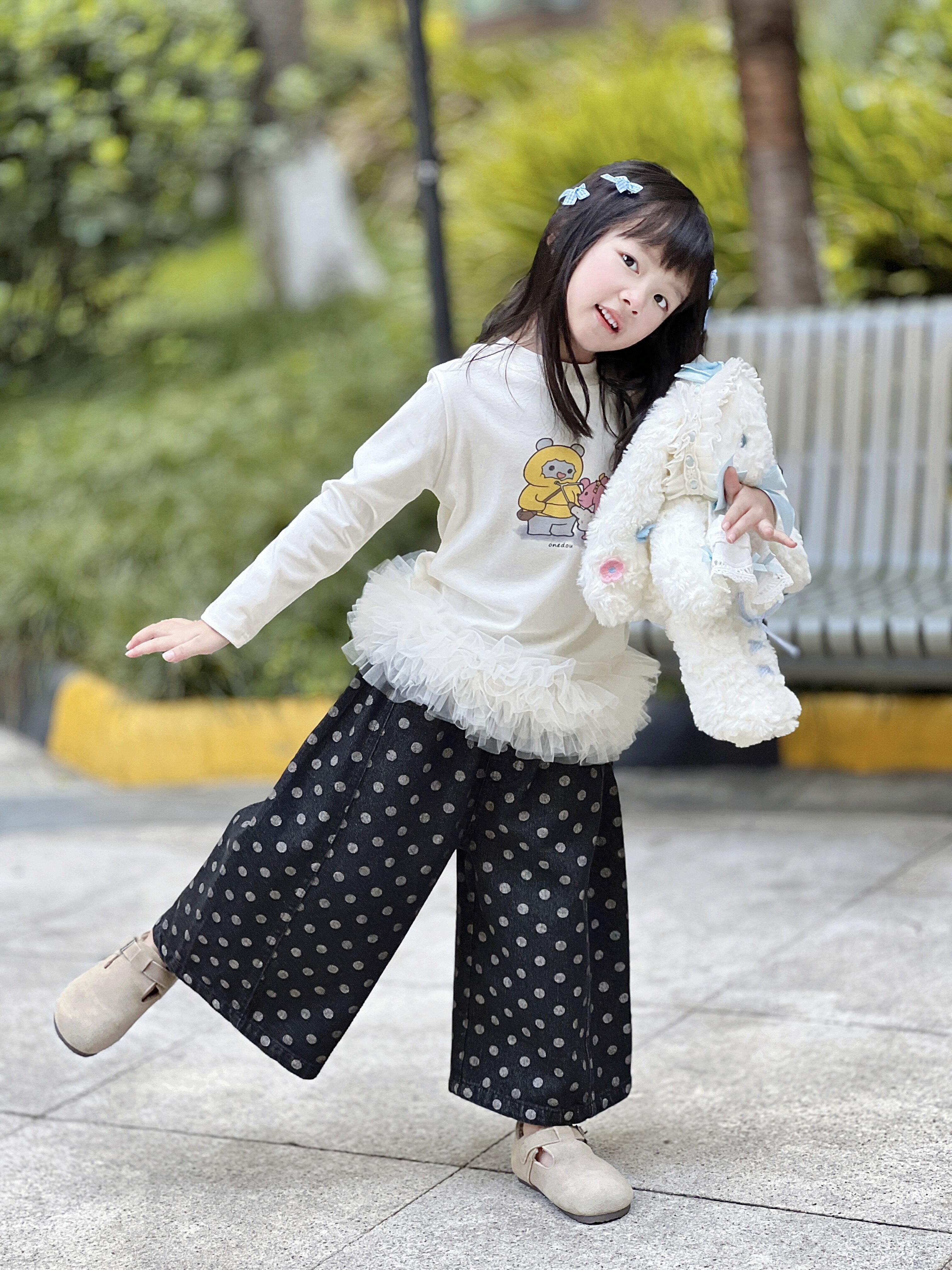 Customer photo for White Mesh-Splice Tee, 110cm