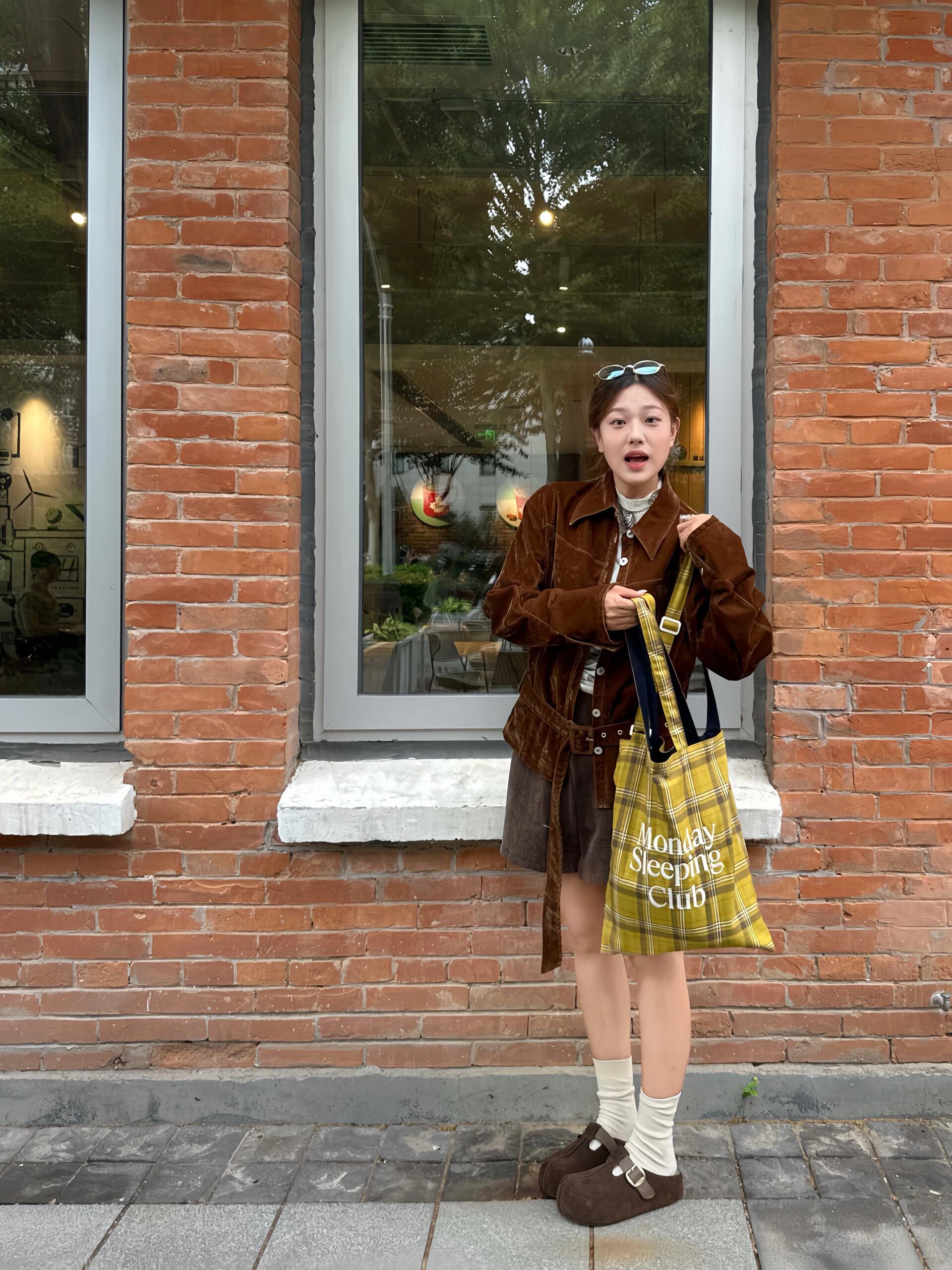 周雨彤同款百丽2代勃肯鞋 厚底花生吐司设计 软弹舒适如踩面包 包头可外穿休闲时髦