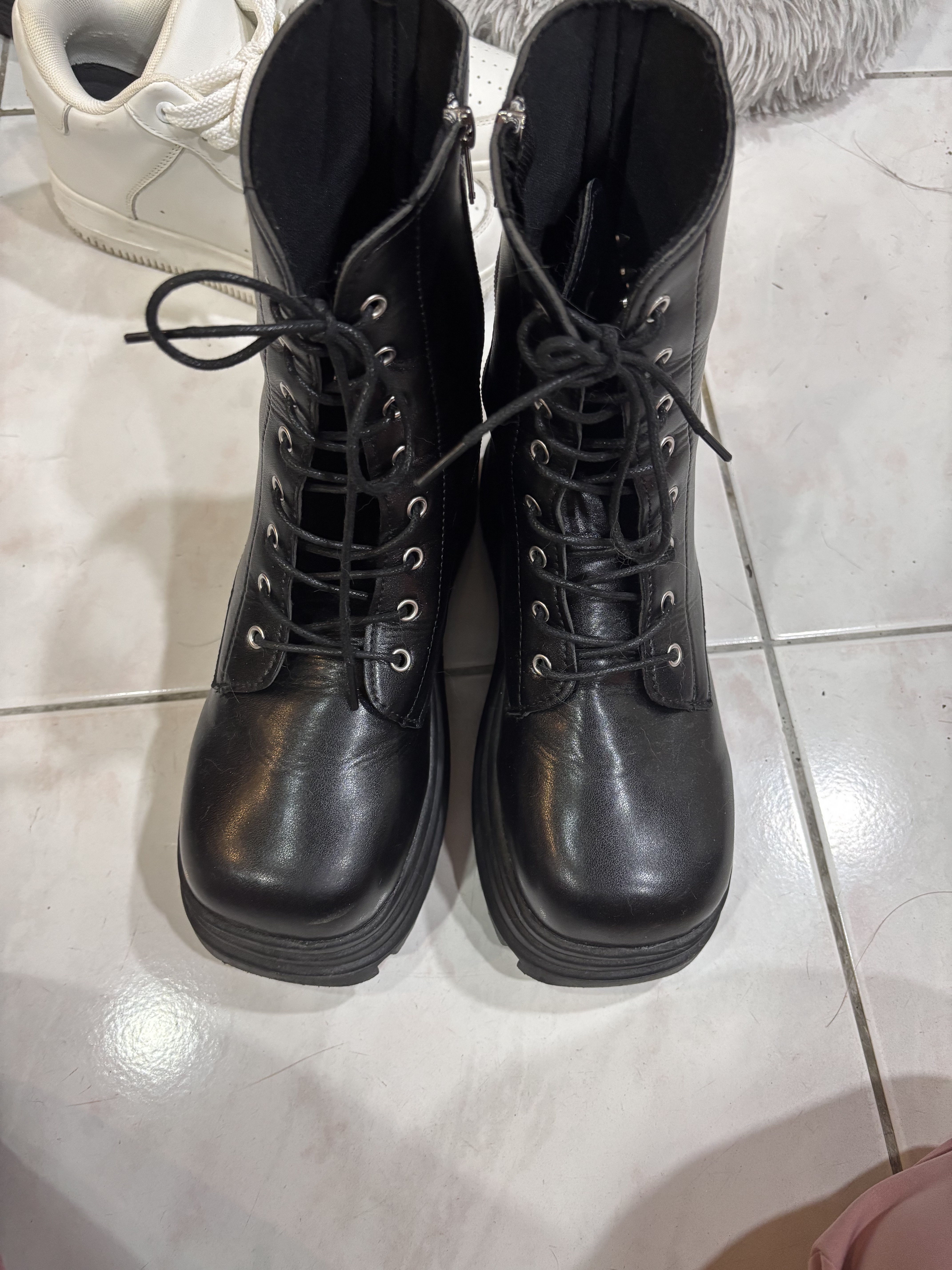 淘宝　末日小豆子　シークレットシューズ　＋15cm コスプレ　厚底　タオバオ 尾款15cm红底皮鞋2.0～末日小豆子cosplay 隐形增高皮鞋-淘宝网