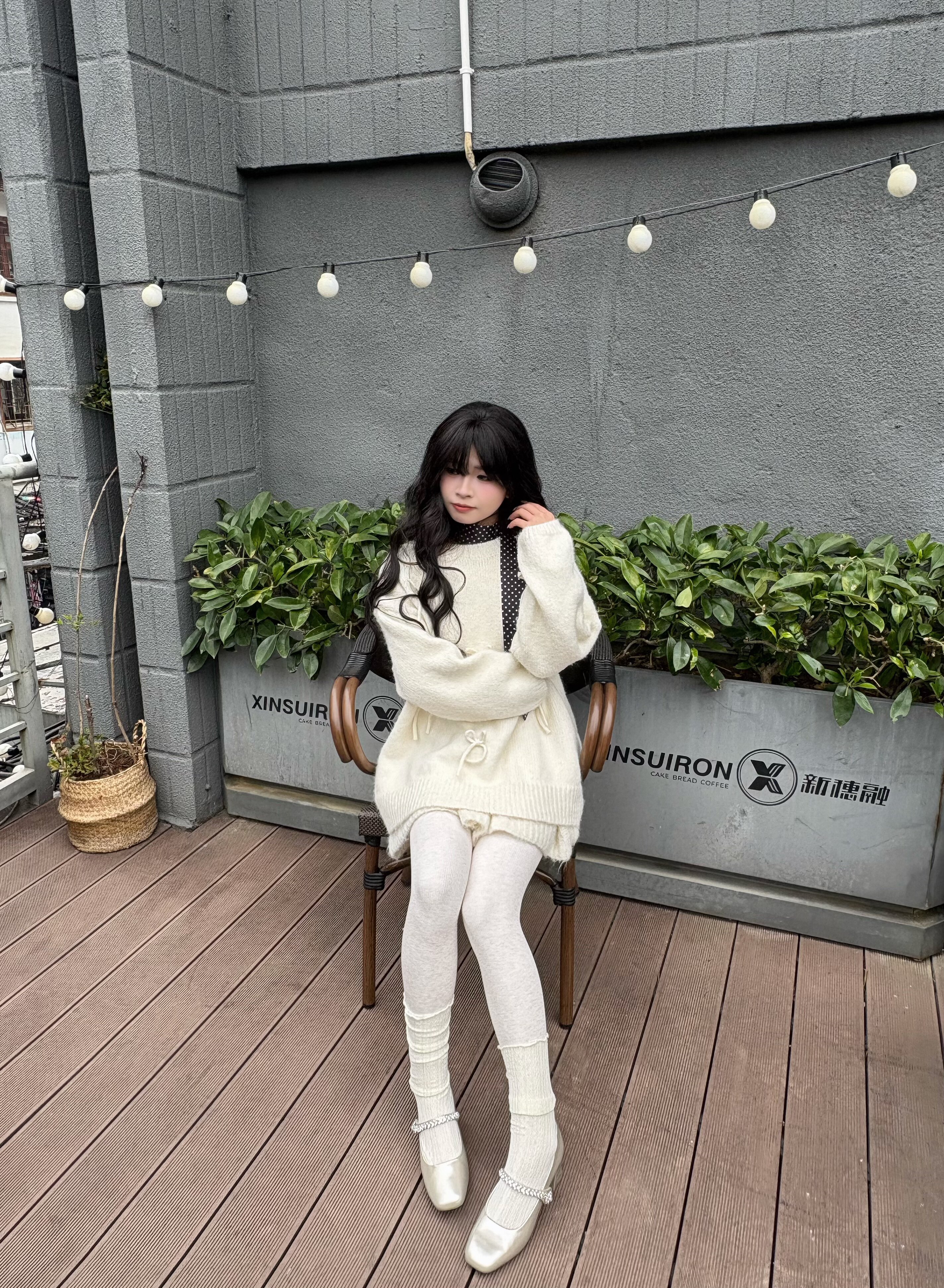 孙乐言毛晓彤同款百丽「白月光」红色高跟玛丽珍单鞋：脚踝间的复古红玫瑰