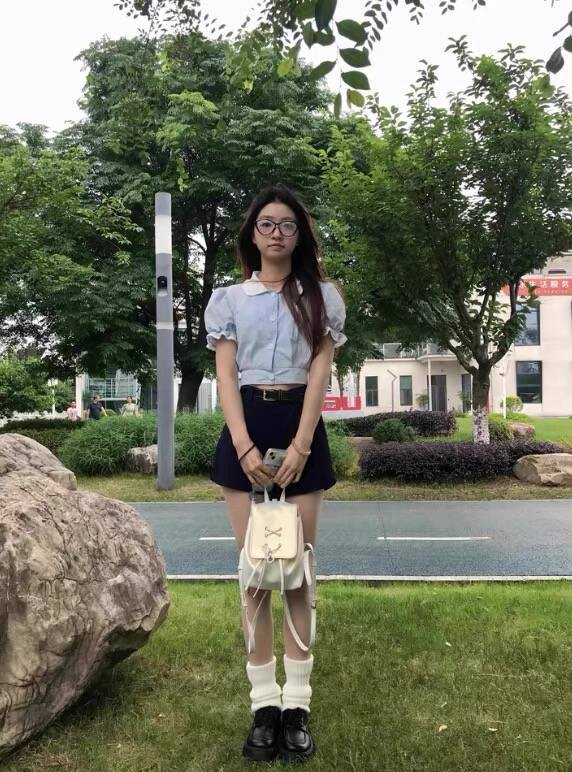 达芙妮春季厚底乐福鞋，英伦风厚底增高3-4cm小个子友好一脚蹬便捷