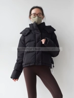 Black Short 4 Crop Contred Short Model