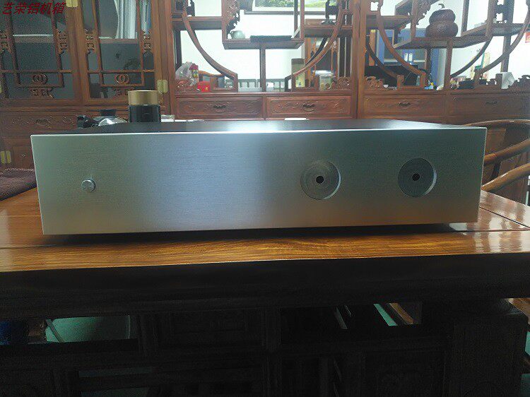 (Yirong profile all-aluminum front-stage main housing 450 bile machine power amplifier decoder housing