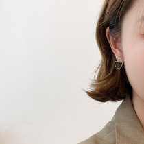 Sweet and cool girl hollow love earrings 2021 New Tide temperament versatile earrings simple earrings earrings female