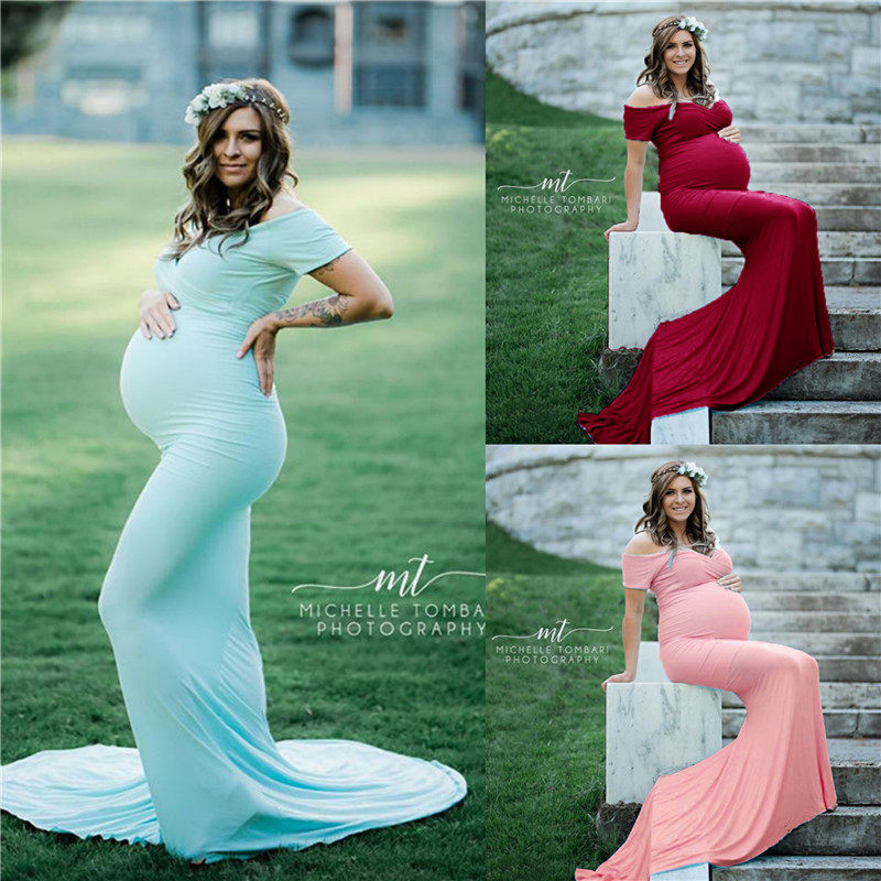 Speed sells through European and American Sexy-I-lined pregnant women take pictures of the snow-spinning tight end of the photo gallery Photographic costumes