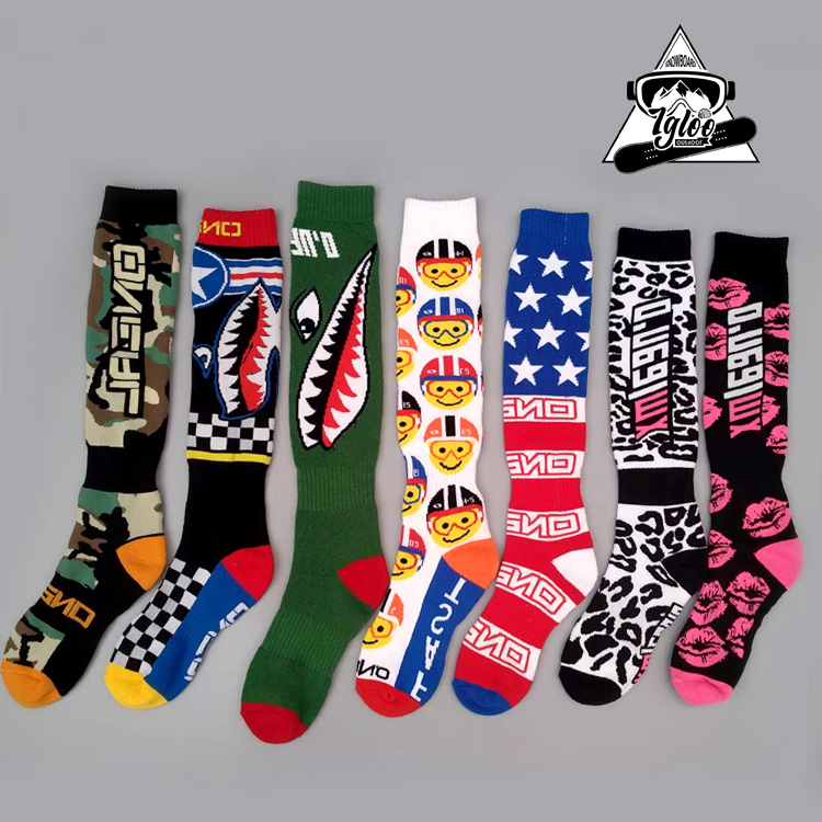 European and American Style Thickened Ski Socks, Towel Socks, High Tube Socks for Men and Women, Cartoon Colorful Plaid Trendy Socks, Warm Clearance Sale Special Price