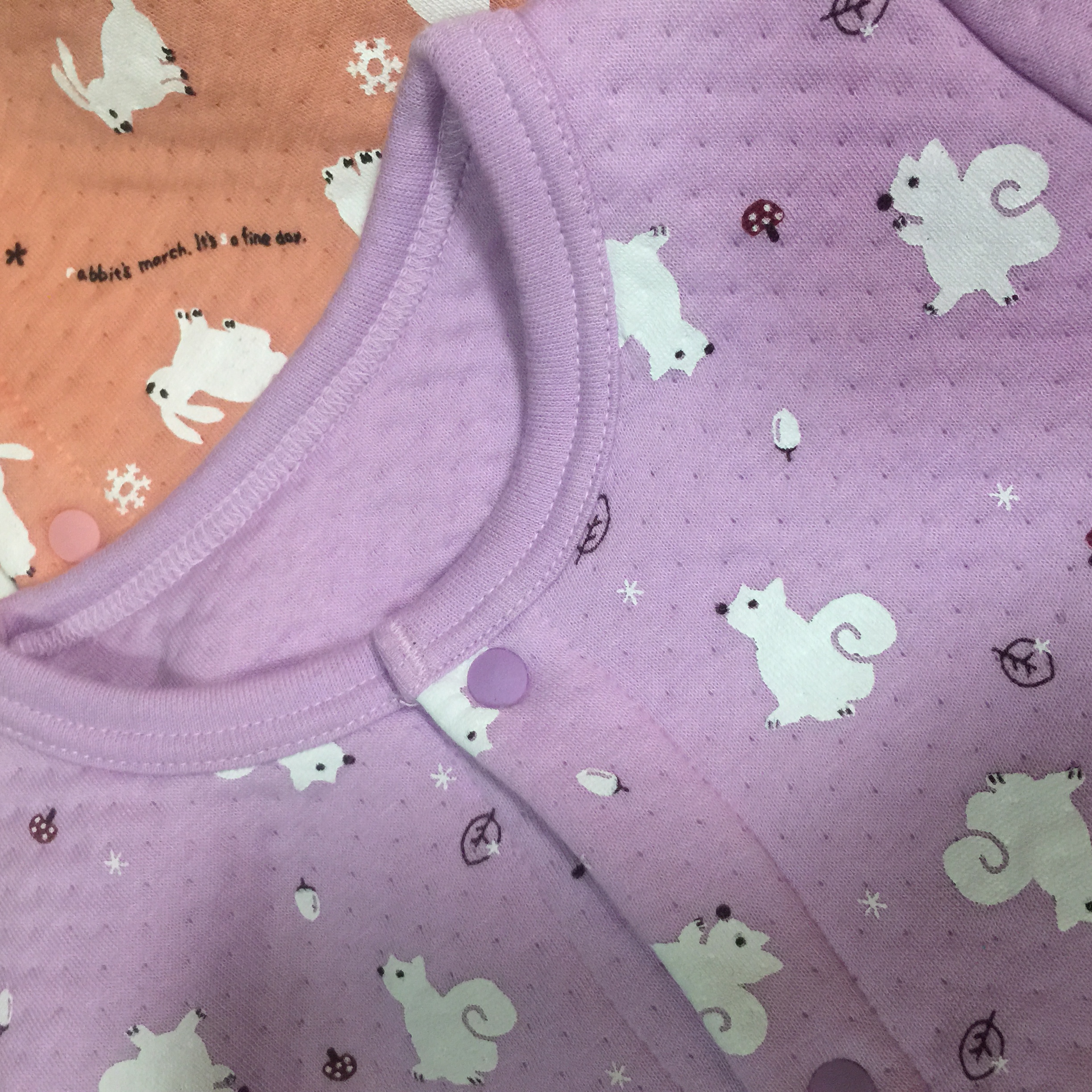 Không khí mùa thu và mùa đông dày ấm áp nam và nữ babyiesies bé cotton hip-hop dài tay áo cỡ lớn 2-18 tháng shop quan ao tre em dep
