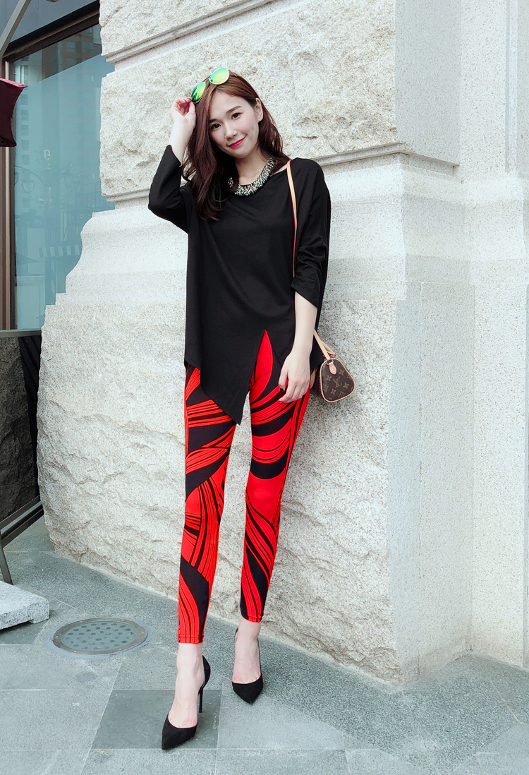 Kích thước lớn cộng với quần legging nhung màu nữ mùa đông bó sát quần dài cạp cao in quần nữ mặc mới quần ren ôm sát 