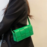 Небольшая модная небольшая сумка, зеленая плетеная белая сумка через плечо, нагрудная сумка, коллекция 2021