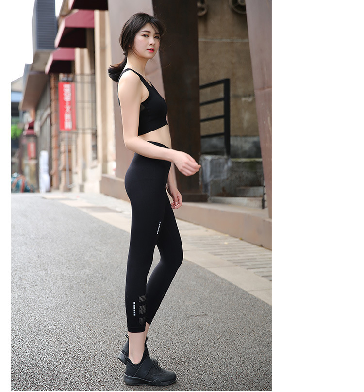 2018 mùa hè mới yoga chặt chẽ phù hợp cắt quần nữ đàn hồi cao nhanh khô giảm béo hông quần bó sát chạy quần thể dục quần tập gym nữ ngắn