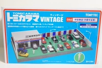 Takara Tomy TLV 04d Подержанный автомобильный магазин Nissan Middle Store