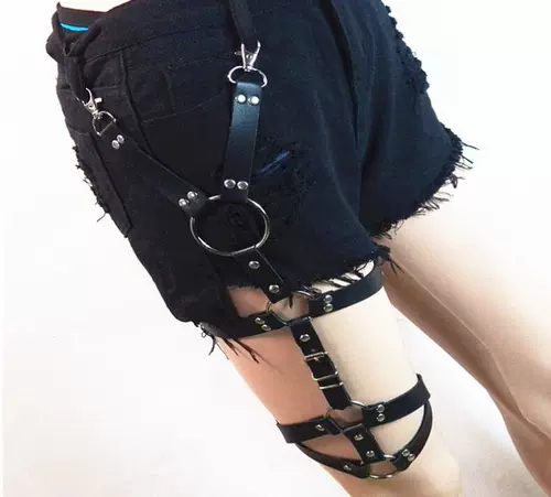 Global Pun Wind joker's Doming Sexy Legs Ring Cring Trending Foot Race Bo Punk Sling Stare Stare stare