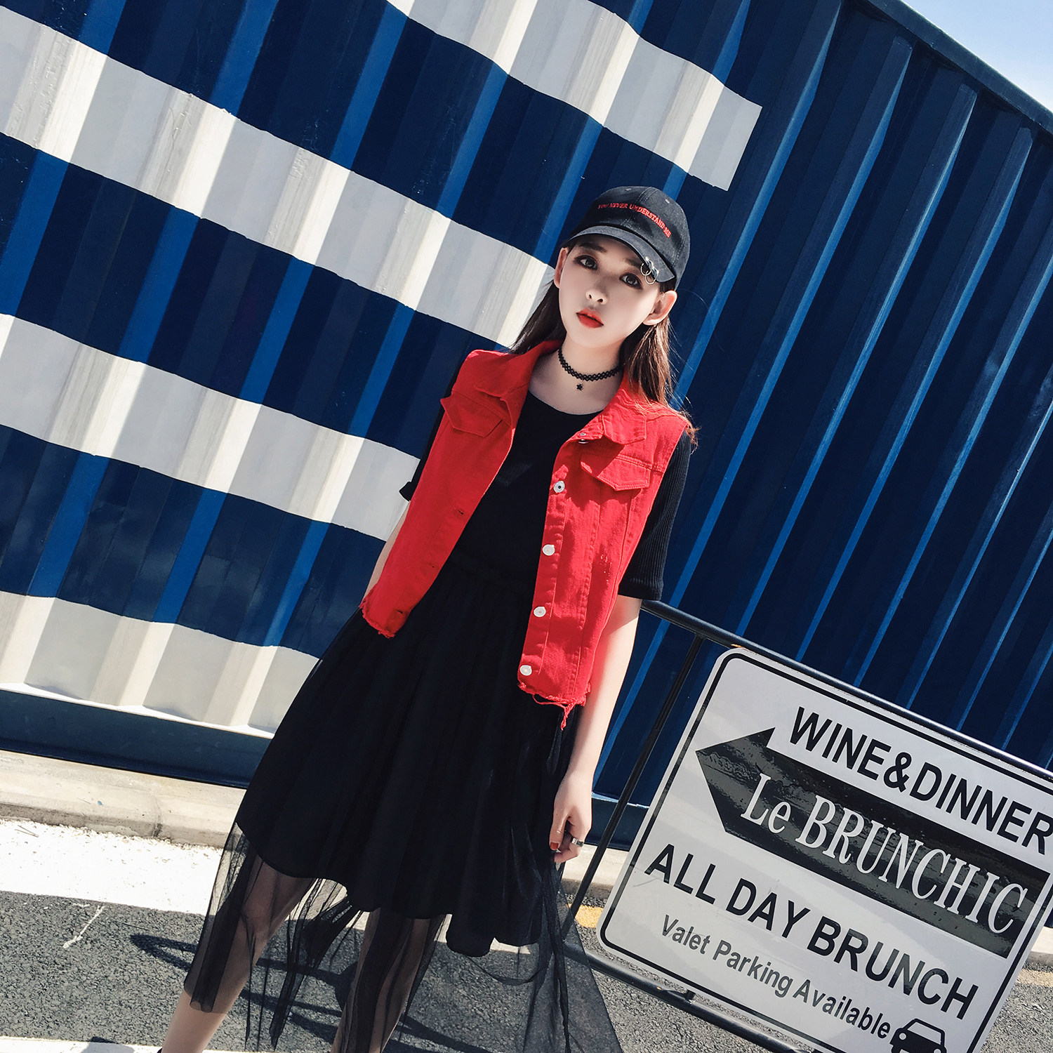 Denim vest women 2021 spring new sleeveless loose short coat horse clip top tassel wild denim jacket