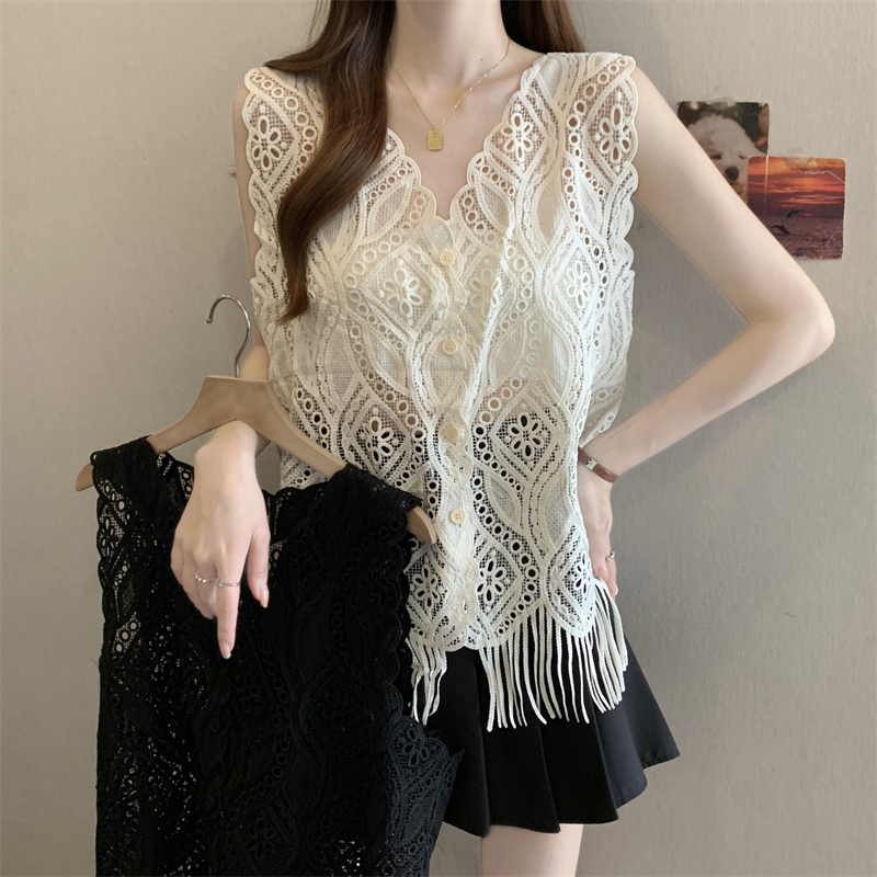 Korean-Style Fashionable Wavy Lace Collar Diamond-Patterned Vest for Women with Tassel Hem, Hollow-Out Loose Sleeveless Lace Outerwear Top