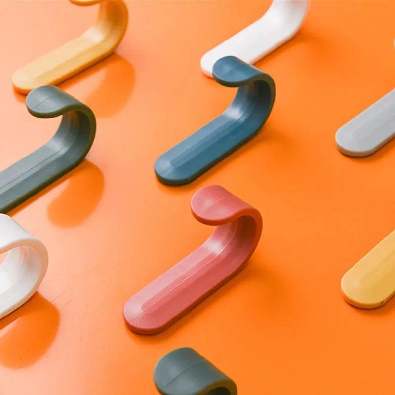 J-type creative hat hook free punching seamless glue hook kitchen glue hook home door fitting room clothes hook