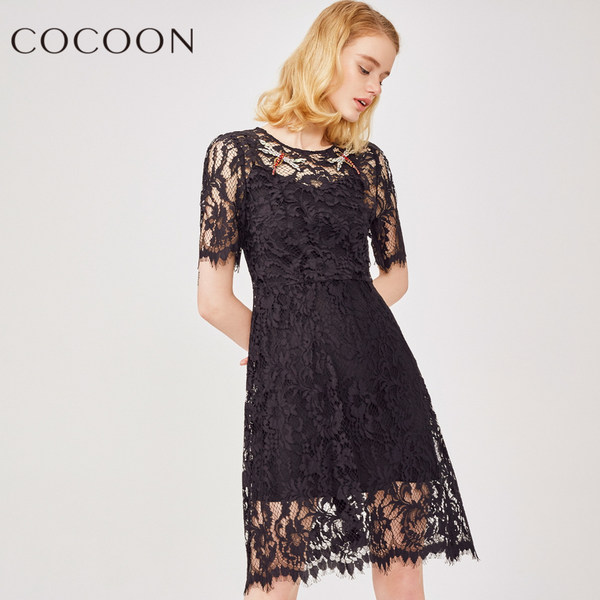 COCOON 可可尼 18年夏季新款 性感蕾丝吊带两件套连衣裙 天猫优惠券折后¥1797包邮(¥1997-200)2色可选 COCOON 可可尼 18年夏季新款 性感蕾丝吊带两件套连衣裙 天猫优惠券折后¥1797包邮(¥1997-200)2色可选