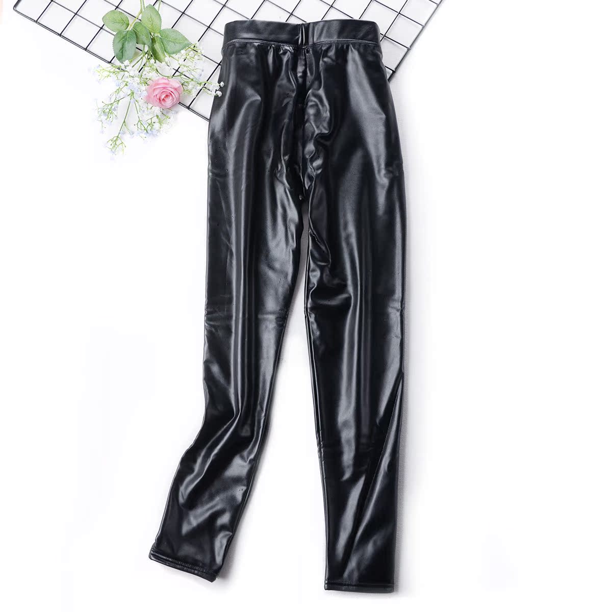Quần da I7 của phụ nữ mới eo thấp mùa thu và quần legging mùa đông cộng với nhung bó sát da PU quần bút chì đen quần chân quần áo nữ đẹp