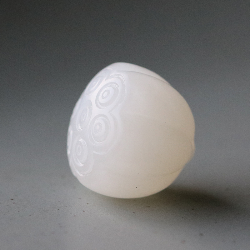 Natural and Tian Yulian fluffy pendant white jade lotus root powder small drop of hand to refine small pendant jade accessory jade accessories handstring accessories