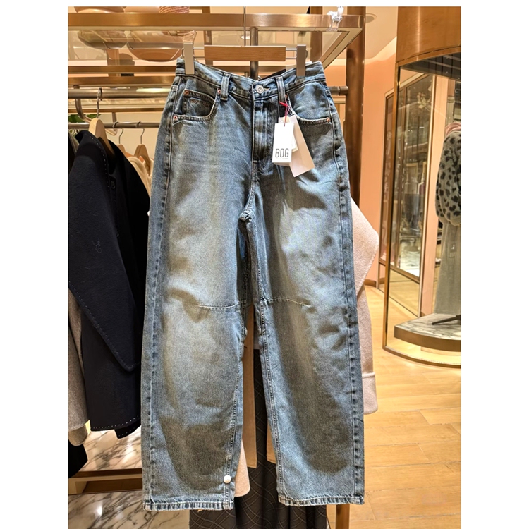 Bdg Everyday Versatile Washed and Faded Effect Loose-Fitting Jeans for Women, Autumn/Winter 25, Authentic It Brand, National Distributor