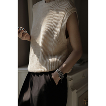 MMCC2023 French style casual pure color round collar display slim sleeveless jacket 100 hitch-knitted sweatshirt woman