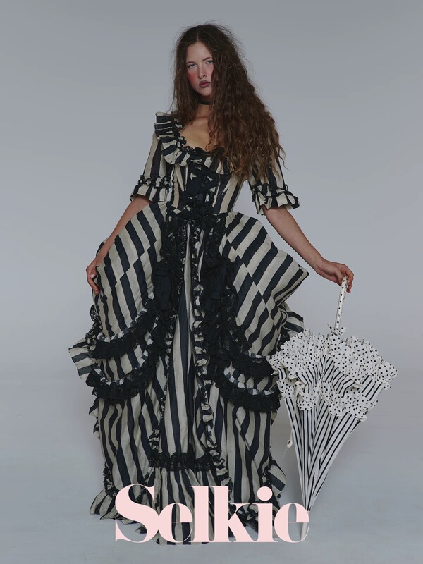 【Officially Authorized by Selkie】New for Autumn | Black and White Truth Vertical Stripe Print Dress Noneofus 【Officially Authorized by Selkie】New for Autumn | Black and White Truth Vertical Stripe Print Dress Noneofus