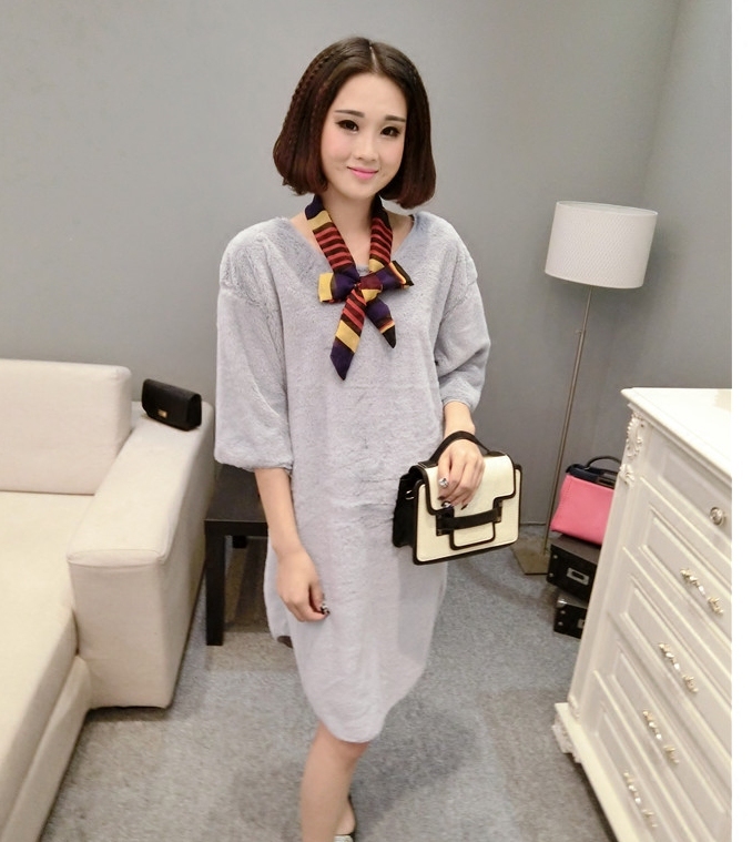 2025 Early Spring New Style Gray Stylish Velvet Retro Bow Small Gray Dress (Comes with a Tie)