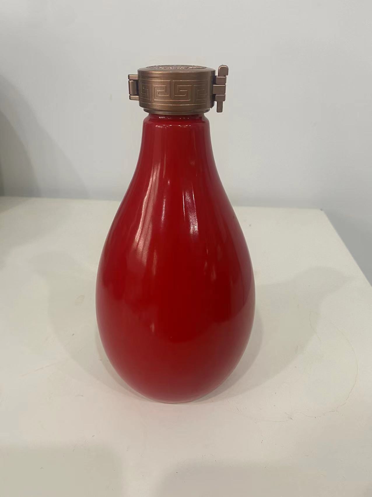 Creative ceramic wine bottle one pound Jingdezhen wine jar decorated with Chinese-style wine jug sealed empty bottle of liquor home 1