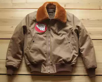 Universal produced a replica World War II land and air B15 flight jacket Men's winter short thickened pilot jacket