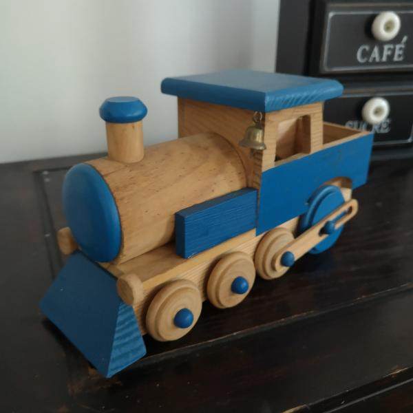 Model wooden car model old car wooden car collection antique car nostalgia blue multi - wheeled train