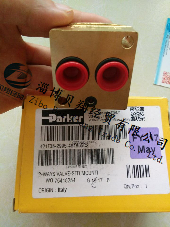 US Pike PARKER bottle blowing machine high voltage magnetic valve 421F35-2995-4818653D spot