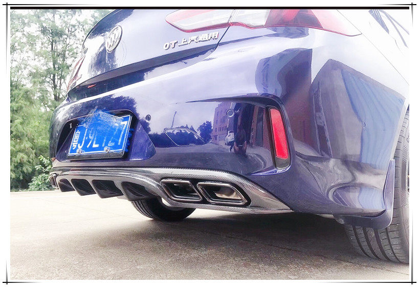 17-19 GS AMG carbon fiber rear tail nozzle AMG rear tail nozzle GS modification Rear spoiler GS modification