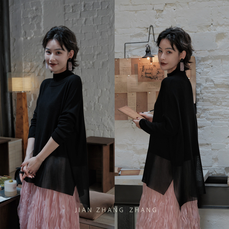 Simple and Elegant [Moyingxu Pao] Half-High Collar Sweater with a Relaxed Fit, Layered Texture, and Mesh Stitching