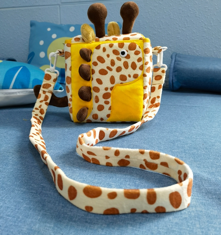 Canon 200D2 Generation single shoulder A6400 thickened M62 Twin Lens Barrier M50 Custom Machine Package xt30 Pat Standing