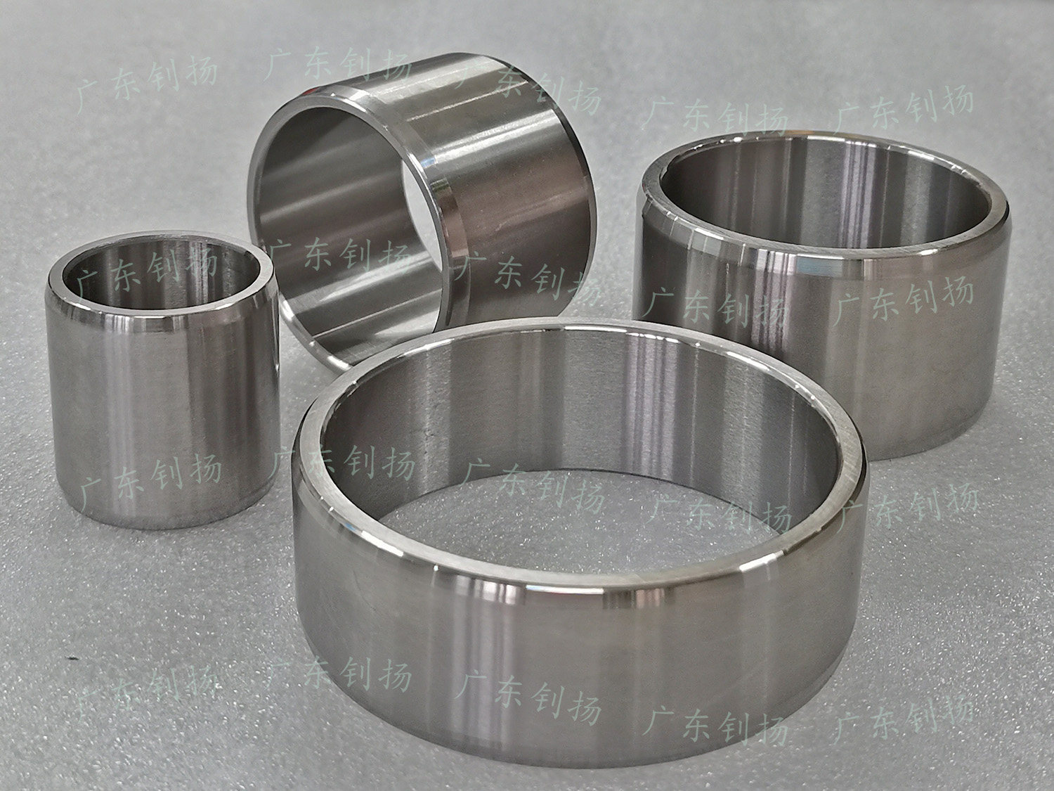 45*60*28 45*60*32 45*60*35 Shaft sleeves of various specifications Quenched bearing steel seals Anti-friction