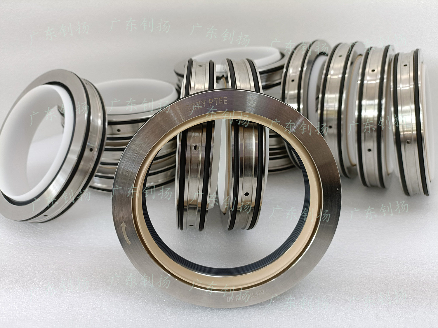 Manufacturer spot special price supply Atlas GA75 air compressor oil seal shaft sleeve dust proof and anti-friction