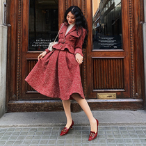 Mei Sanguan red small fragrance net red suit skirt female 2020 winter new slim-fitting temperament age-reducing two-piece suit