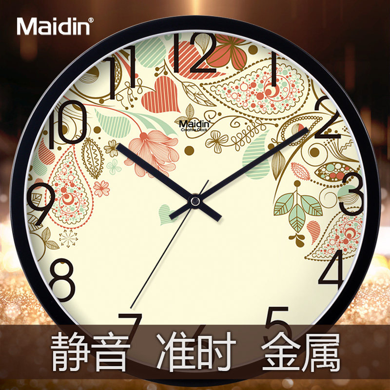 Living room wall clock clock Bedroom European wall clock Mute Nordic creative hanging watch Simple perpetual calendar Quartz clock