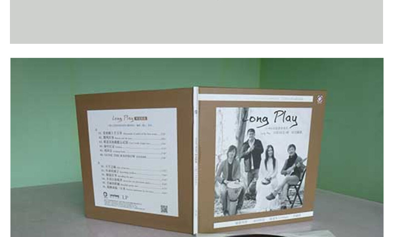 giá máy nghe nhạc đĩa than	 Cư dân Xiaojuan chính hãng trong thung lũng Âm nhạc dân gian Bản ghi âm cũ LP LP ghi 12 inch - Máy hát 	máy nghe nhạc đĩa than mini