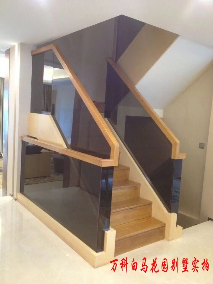 Лестница 钢木旋转楼梯，实木踏板室内阁楼钢梯 扶手护栏免费测量设计定制 BBK stairs