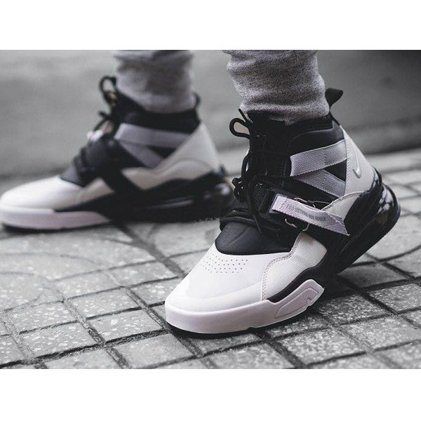 air force one noir mate